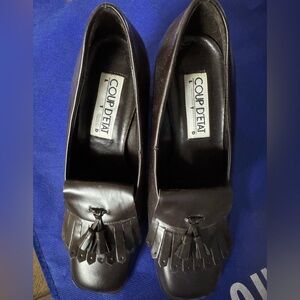 Classy Coup D’etat Women's Deep Brown leather uppers Loafers -NWT -no box Size 6